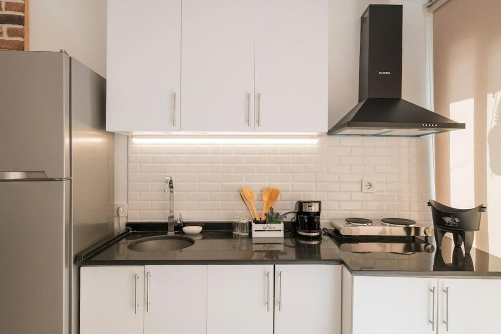Stylish Duplex House With A Special Terrace Apartment *