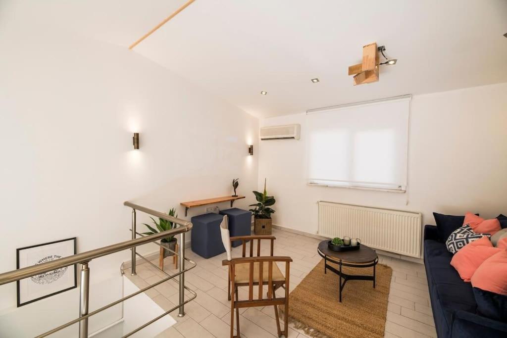 Apartment Stylish Duplex House With A Special Terrace *
